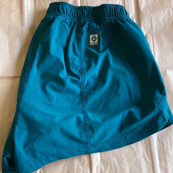 Jolyn running shorts - Picture 1 of 7